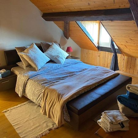 La Favela Hotel Cully Luaran gambar