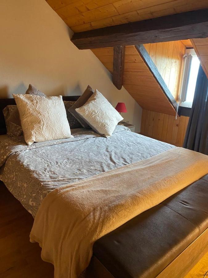 La Favela Hotel Cully Luaran gambar